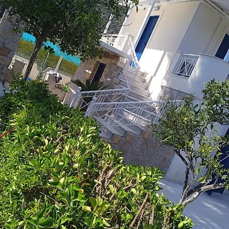 Thin Alos 1 Tatil Evi *